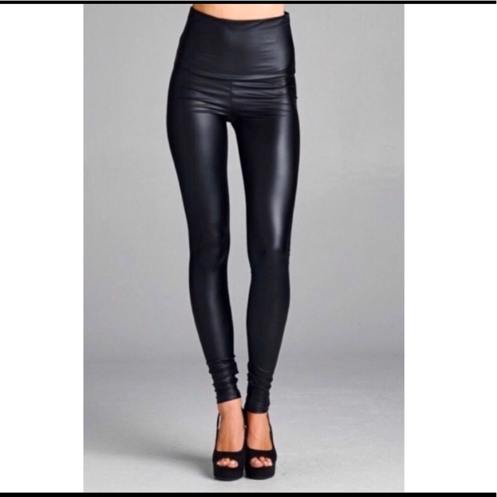 New mix vegan leather leggings  size s/m
